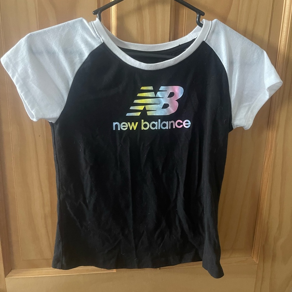 Like New, Girls Size Large (14-16) New Balance T-Shirt